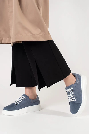 Scarpe modello sneakers in... 2