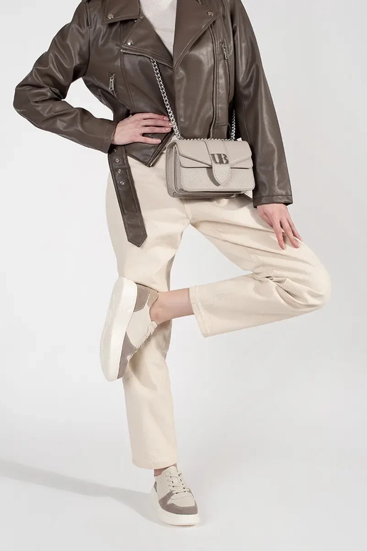 Sneakers in pelle color sabbia con...