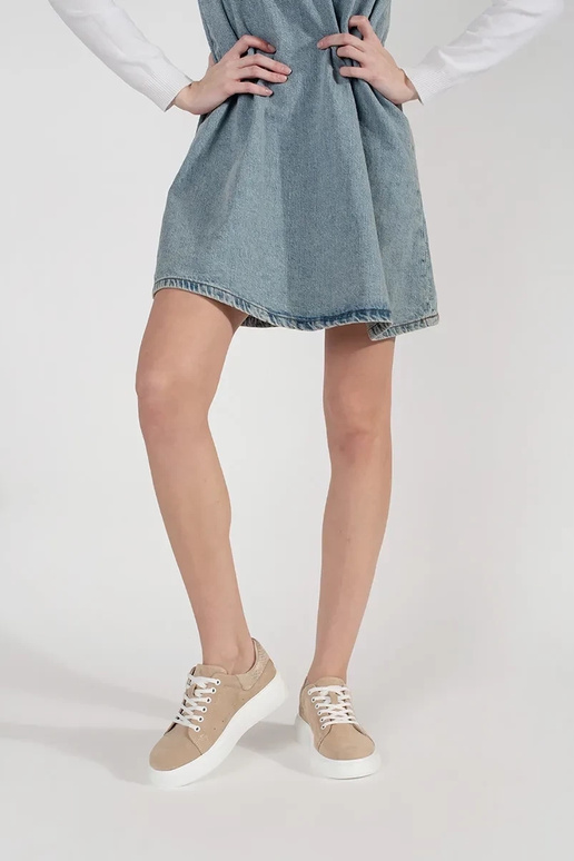 Scarpe da ginnastica color sabbia con... Scarpe da ginnastica color sabbia con...