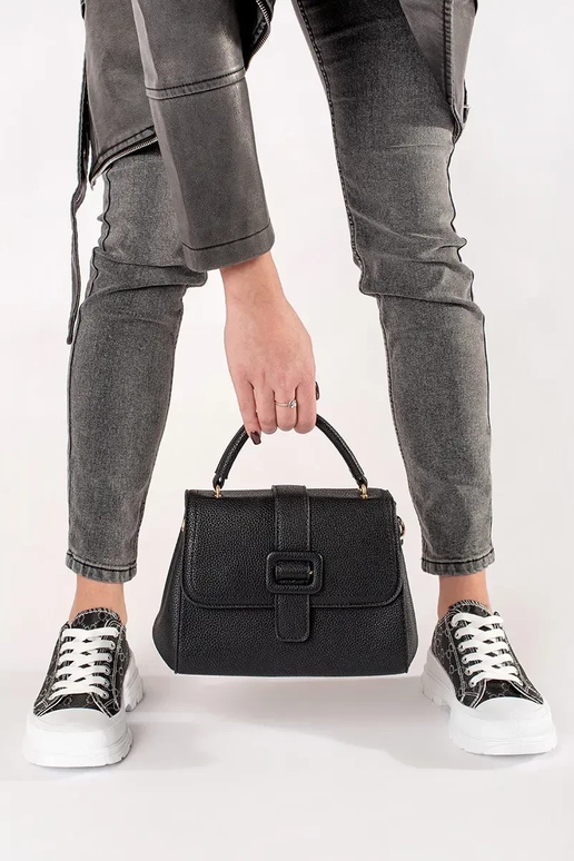 Borsa nera piccola con elementi dorati