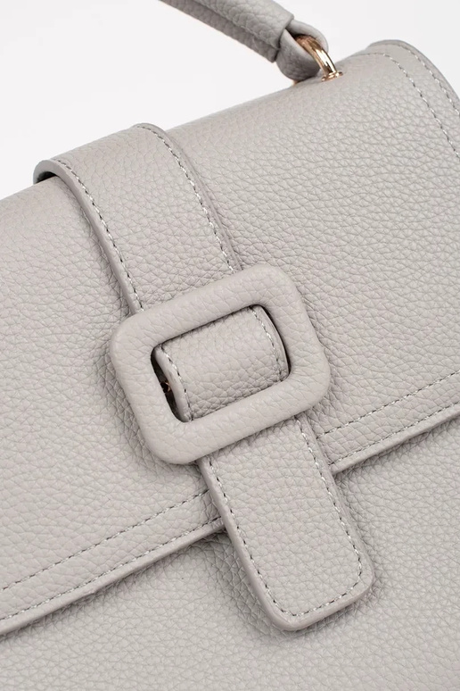 Borsa grigia piccola con elementi dorati