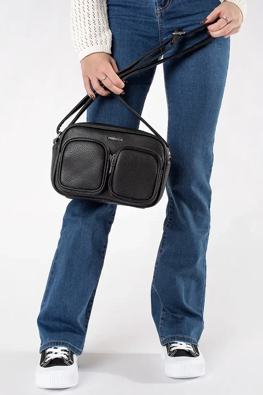 Piccola borsa nera con tasche