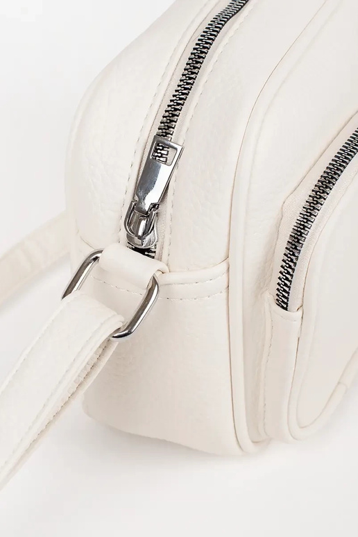 Borsa a mano lilla con tasche