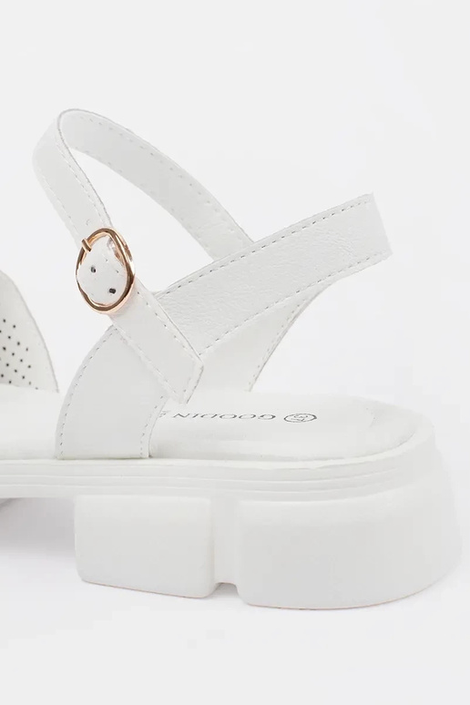 sandali bianchi con piattaforma