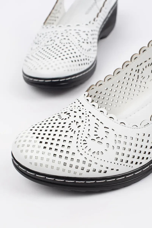 Sandali da donna color sabbia con...