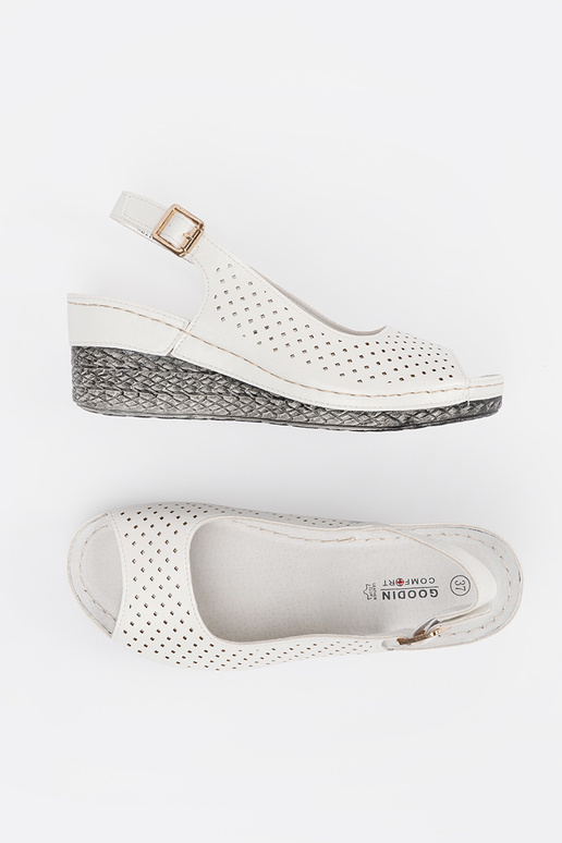 Sandali traforati bianchi Sandali traforati bianchi