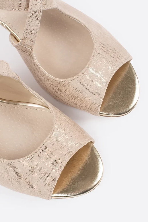 Sneakers basse da donna in ecopelle...