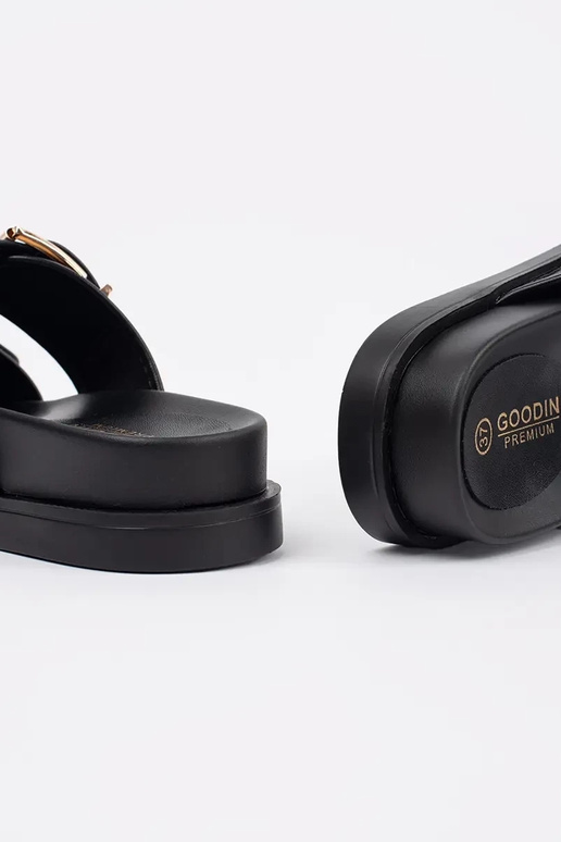 ciabatte nere piatte con fibbie