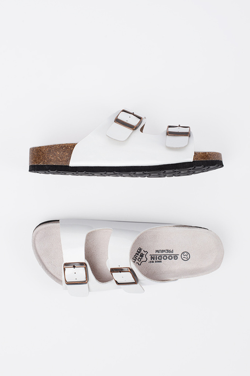 Ciabatte bianche a suola piatta