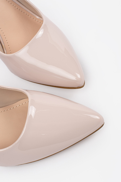 Sandali alti lucidi color sabbia Sandali alti lucidi color sabbia