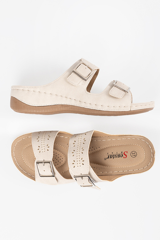 Sandali su bassa piattaforma con...