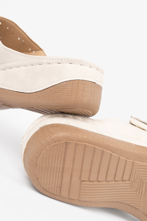 Sandali su bassa piattaforma con...