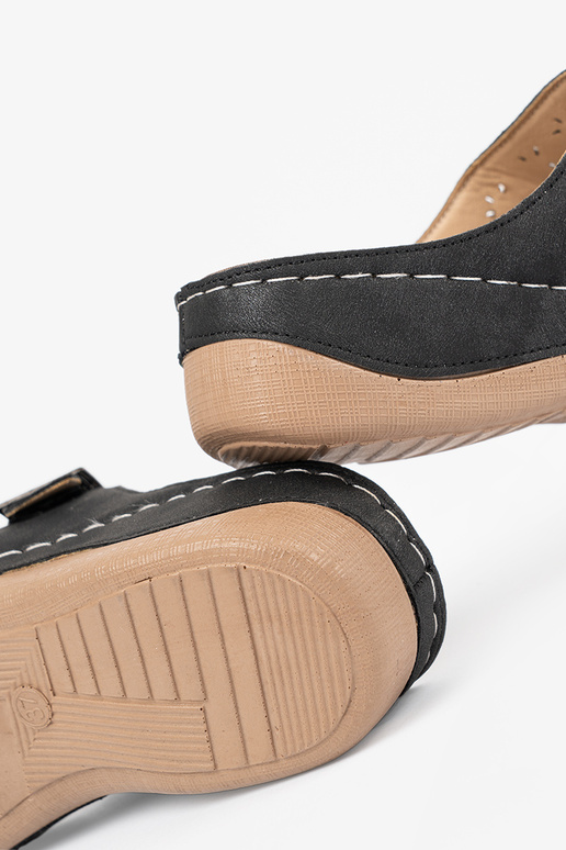 Sandali su bassa piattaforma con...