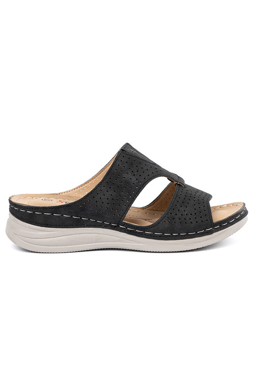 Pantofole comode con attrezzature nere