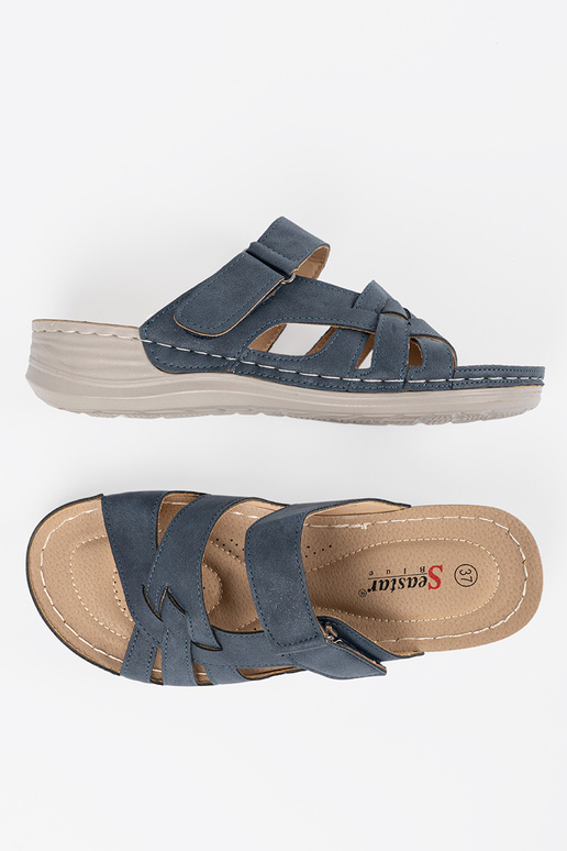 Pantofole da donna con fiori... Pantofole da donna con fiori...