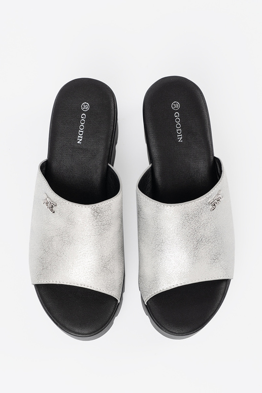 Ciabatte con piattaforma nera color... Ciabatte con piattaforma nera color...