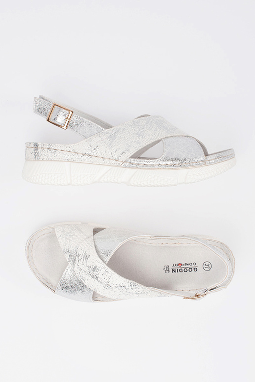 Sandali piatti bianchi Sandali piatti bianchi