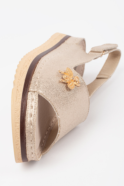 Sandali dorati con platform e fibbia