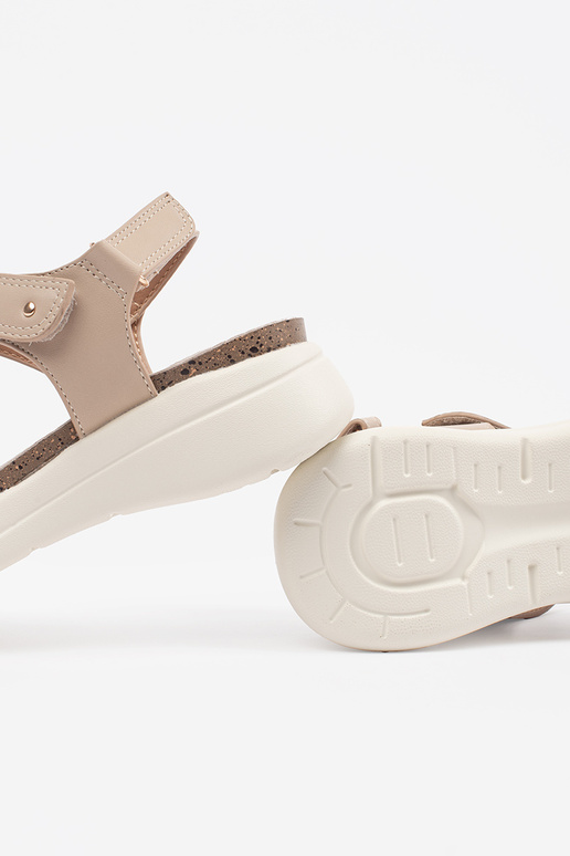 Sandali comodi da donna color sabbia