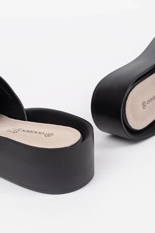 infradito nere da donna con catena