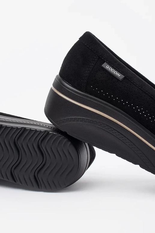 mocassini neri con suola spessa