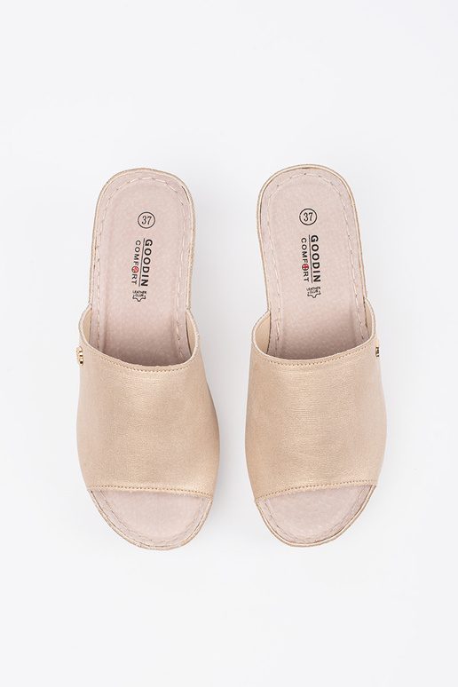 Ciabatte dorate da donna con zeppa Ciabatte dorate da donna con zeppa