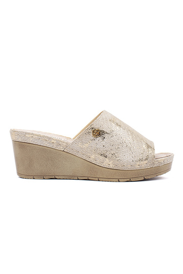 Pantofole donna con zeppa...