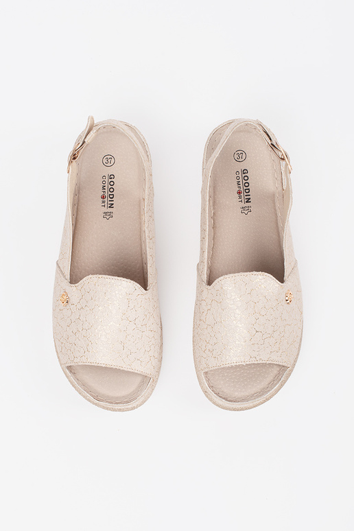 Sandali color sabbia con soletta in... Sandali color sabbia con soletta in...