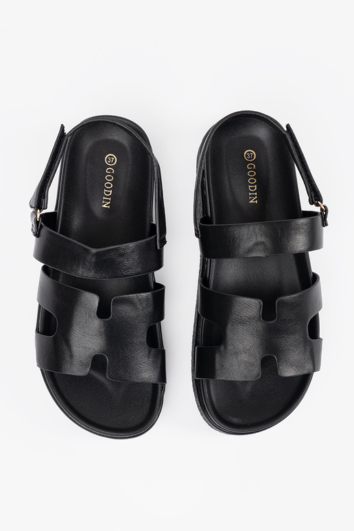 Sandali neri con piattaforma Sandali neri con piattaforma