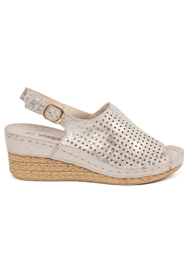 Sandali color sabbia