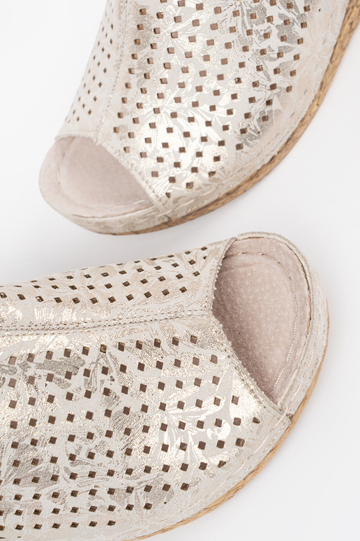 Sandali color sabbia Sandali color sabbia