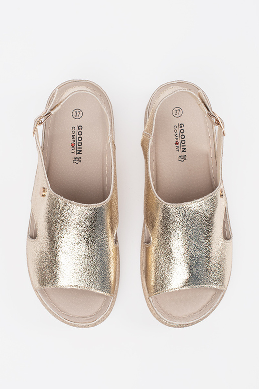 Sandali Piani Dorati con Fibbia