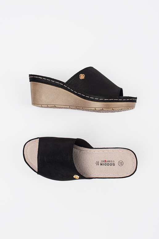 Ciabatte da donna nere con zeppa Ciabatte da donna nere con zeppa