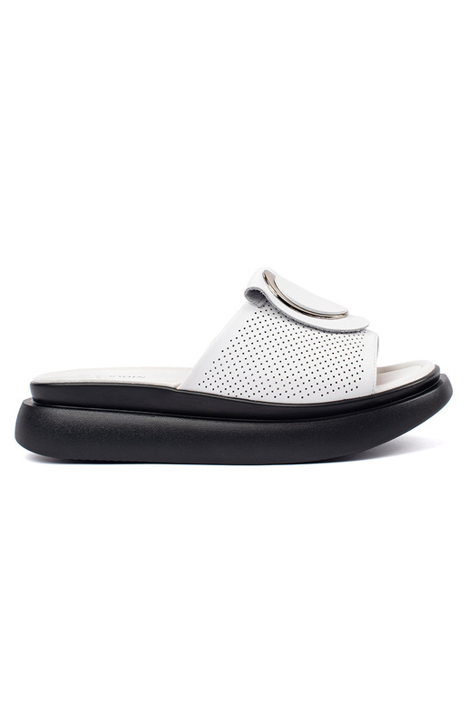 Pantofole comode bianche e nere con...