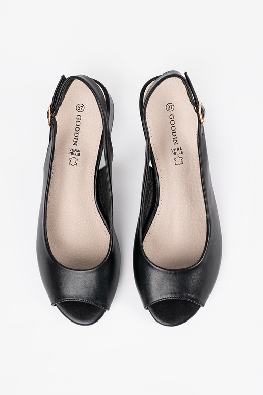 Sandali eleganti neri a tacco basso Sandali eleganti neri a tacco basso