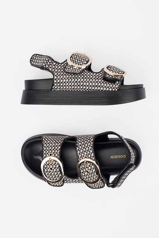 Sandali con piattaforma a quadretti... Sandali con piattaforma a quadretti...