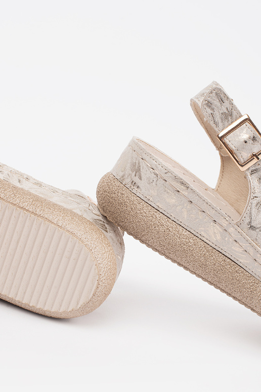 Sandali Piani in Pelle Avorio con Fibbia