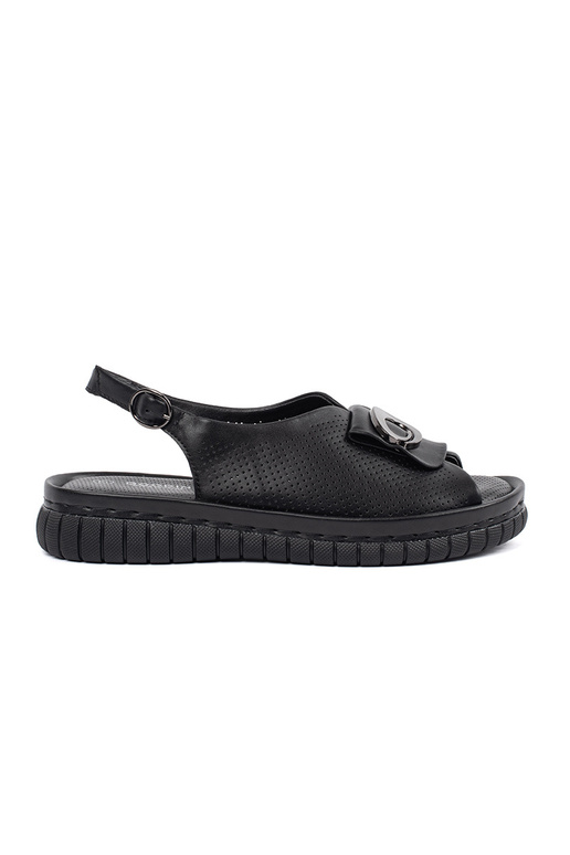 Sandali eleganti neri in pelle Sandali eleganti neri in pelle