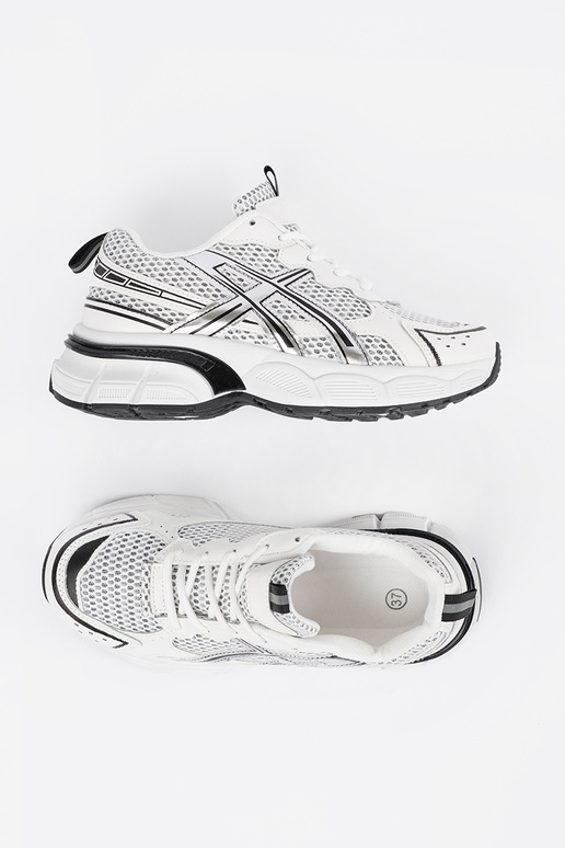 Scarpe sportive bianche e nere da...