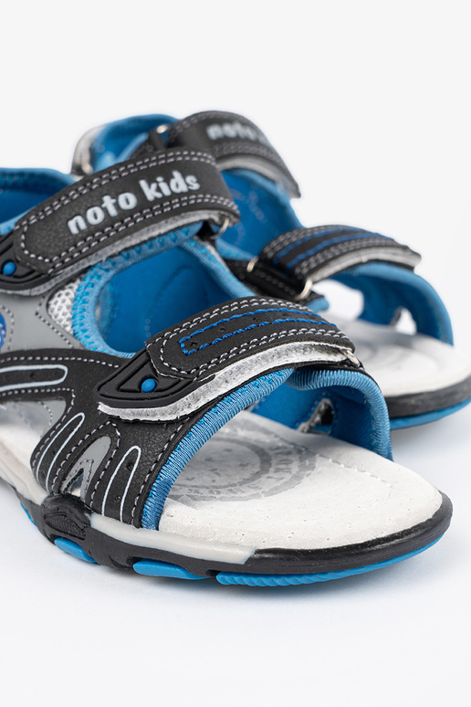 Sandali neri da bambino