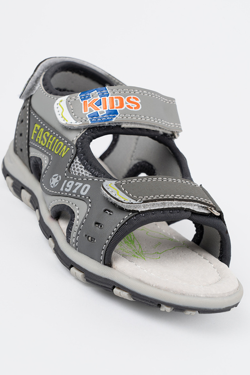 Scarpe grigie per bambini