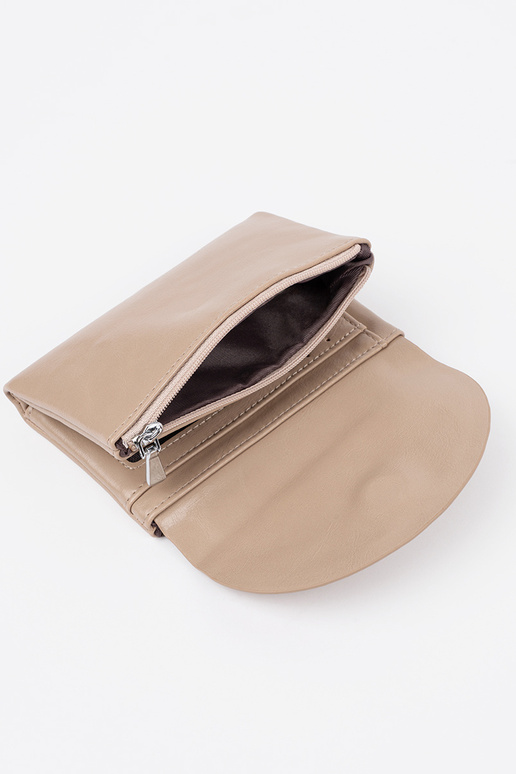 Portafoglio da donna color sabbia...