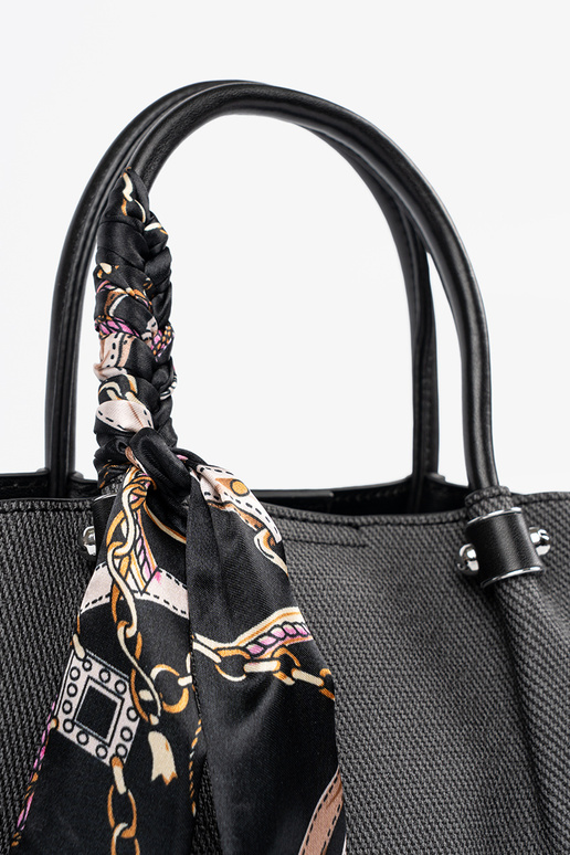 Borsa nera di media grandezza con...