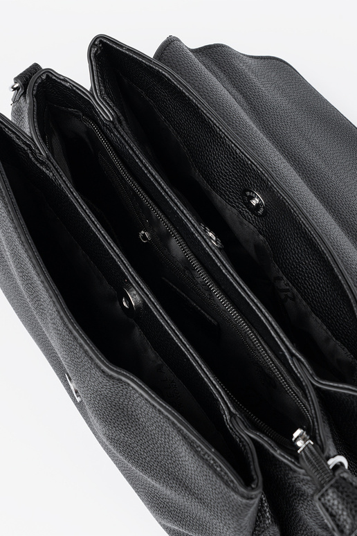 Borsa nera con manico