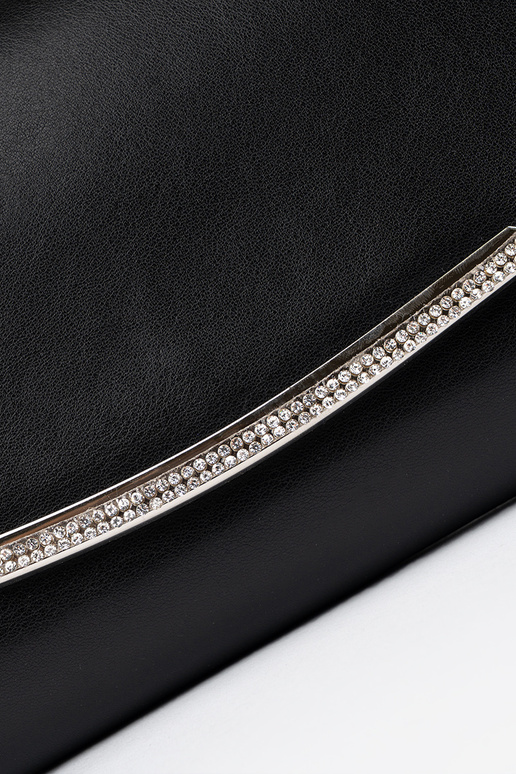 Borsa nera con catena