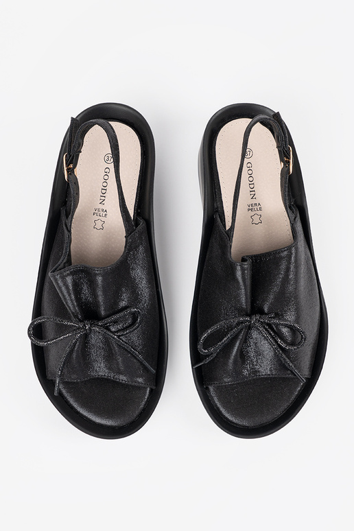 Sandali da donna neri con piattaforma... Sandali da donna neri con piattaforma...