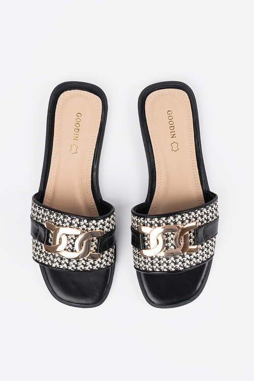 Ciabatte da donna bianche e nere con... Ciabatte da donna bianche e nere con...