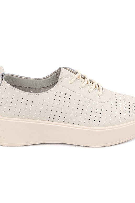 Scarpe in pelle blu brillante a... Scarpe in pelle blu brillante a...