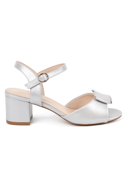 Sandali da donna color oro a suola... Sandali da donna color oro a suola...