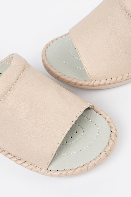 Ciabatte con inserti in pelle color...